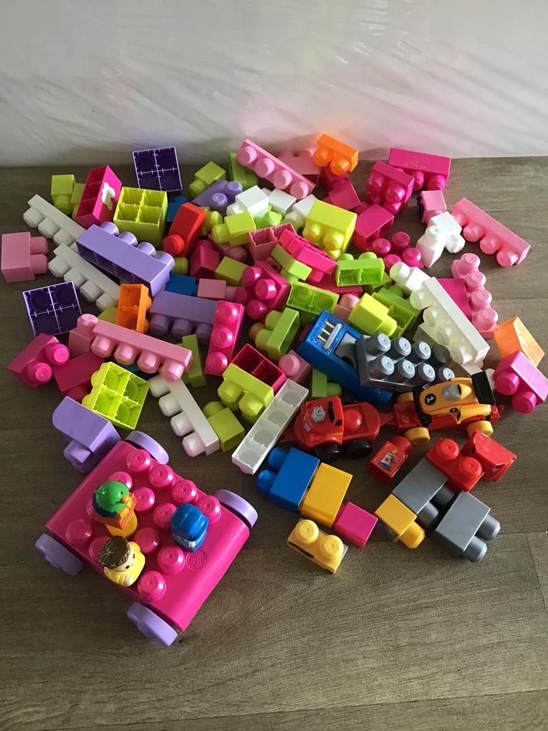 Bouwblokken met figuren, Enlèvement ou Envoi, Comme neuf, Construction