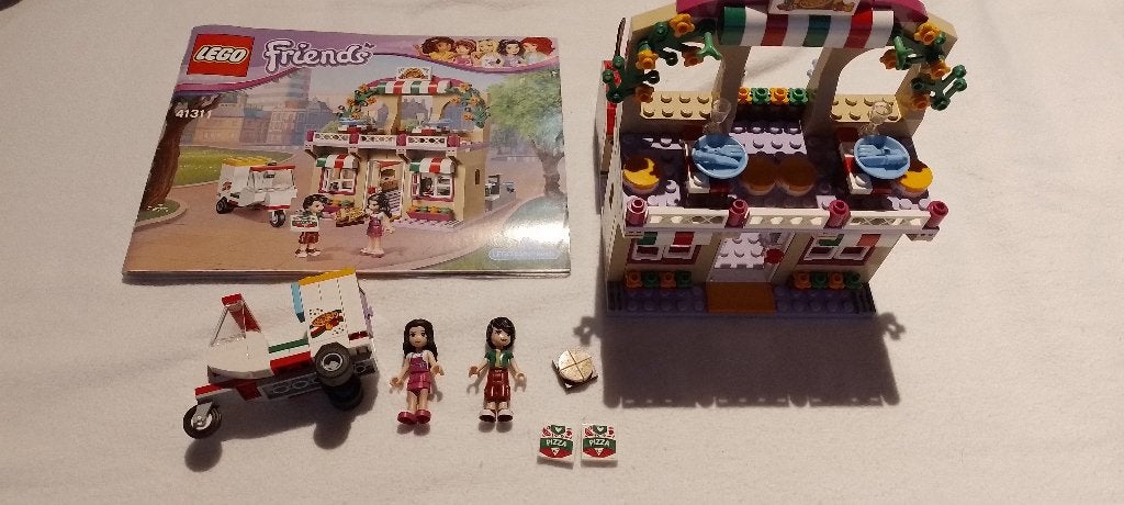lego friends 41311 en 41027, Kinderen en Baby's, Speelgoed | Duplo en Lego, Lego, Friends, Ophalen of Verzenden, Zo goed als nieuw