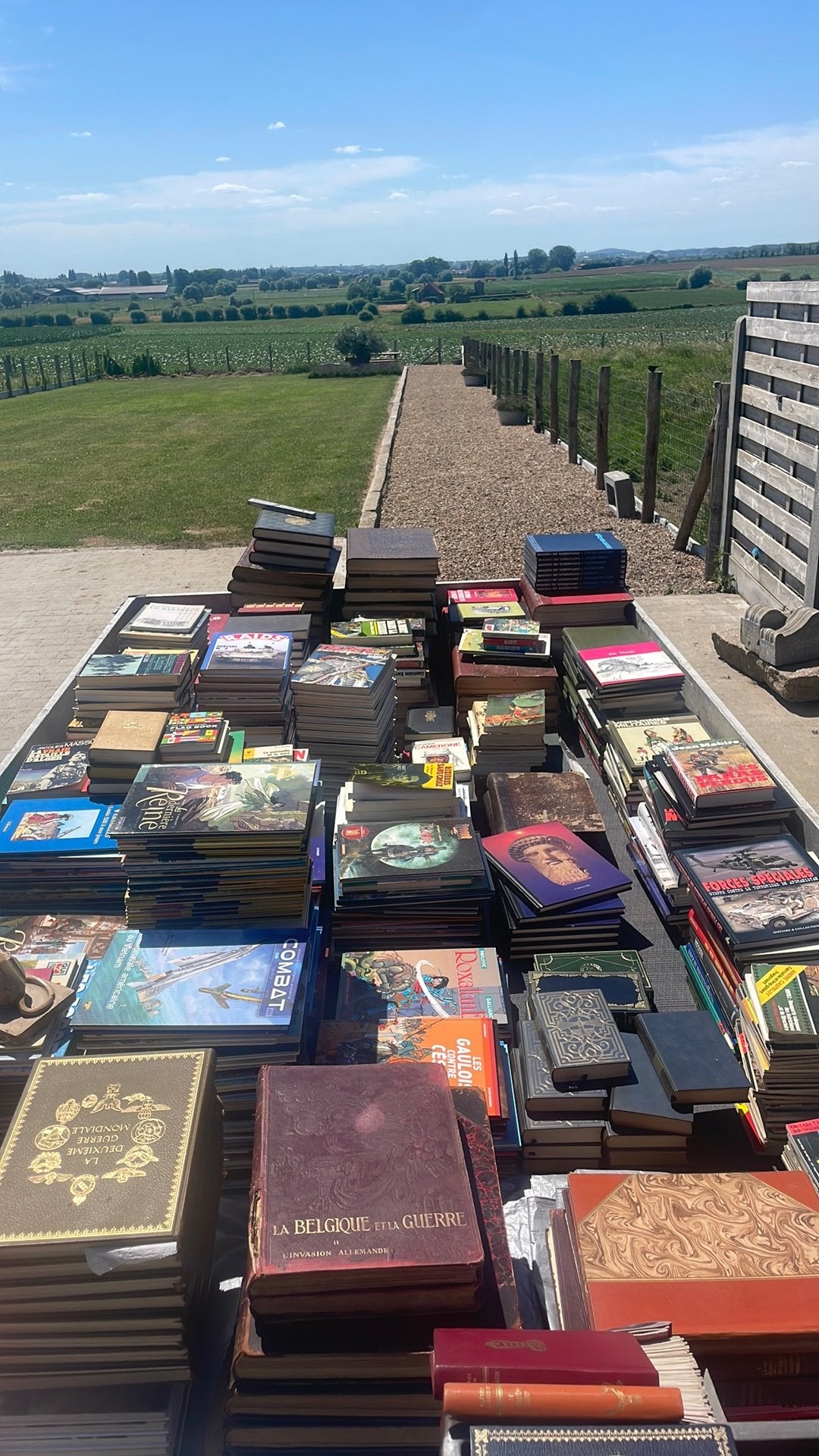 Grote parij boeken. Allemaal over oorlog leger militaitia, Enlèvement