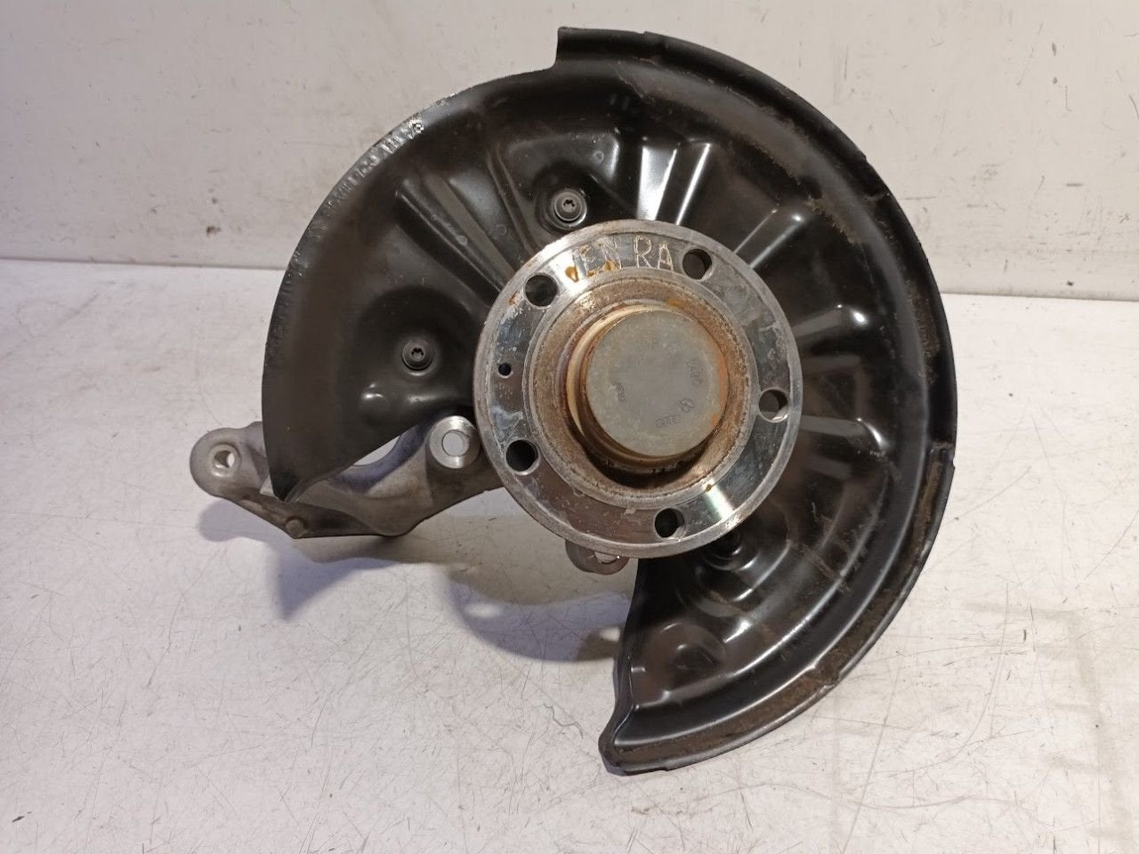 Wielnaaf rechts achter Skoda Superb, Autos : Pièces & Accessoires, Suspension & Châssis, Skoda, Utilisé, Origine de la pièce connue