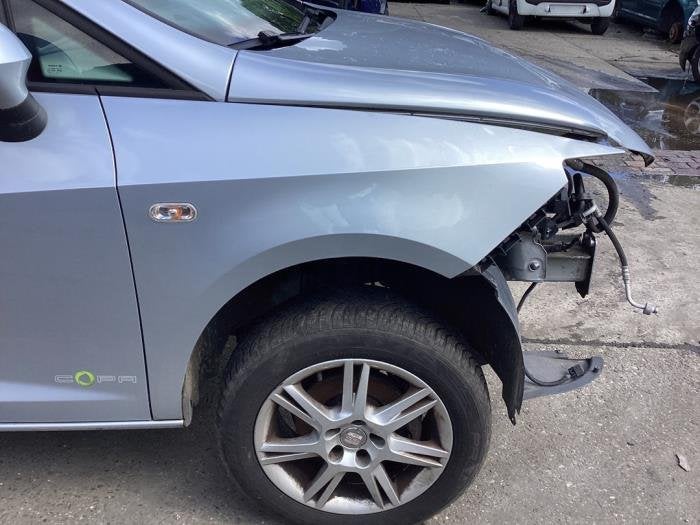 Aile avant droite d'un Seat Ibiza (LS7Y), Autos : Pièces & Accessoires, -, 3 mois de garantie, Utilisé, -