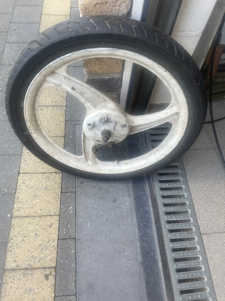 Vespa wiel, Fietsen en Brommers, Scooters | Vespa, Ophalen
