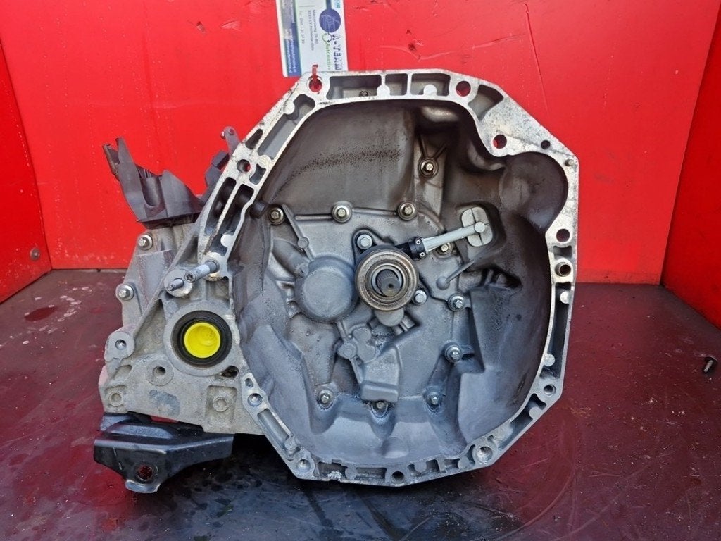 VERSNELLINGSBAK SCHAKEL ABS Renault Clio IV (5R), Gebruikt, Renault, Peter-Huppertz-Straße 5
51063  Köln, DE, Dialog.deutschland@renault.de