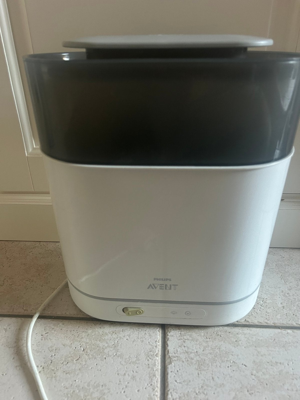 Philips Avent 4-in-1 elektrische stoomsterilisator (SCF286), Electroménager, Équipement de traitement de l'air, Comme neuf, Enlèvement