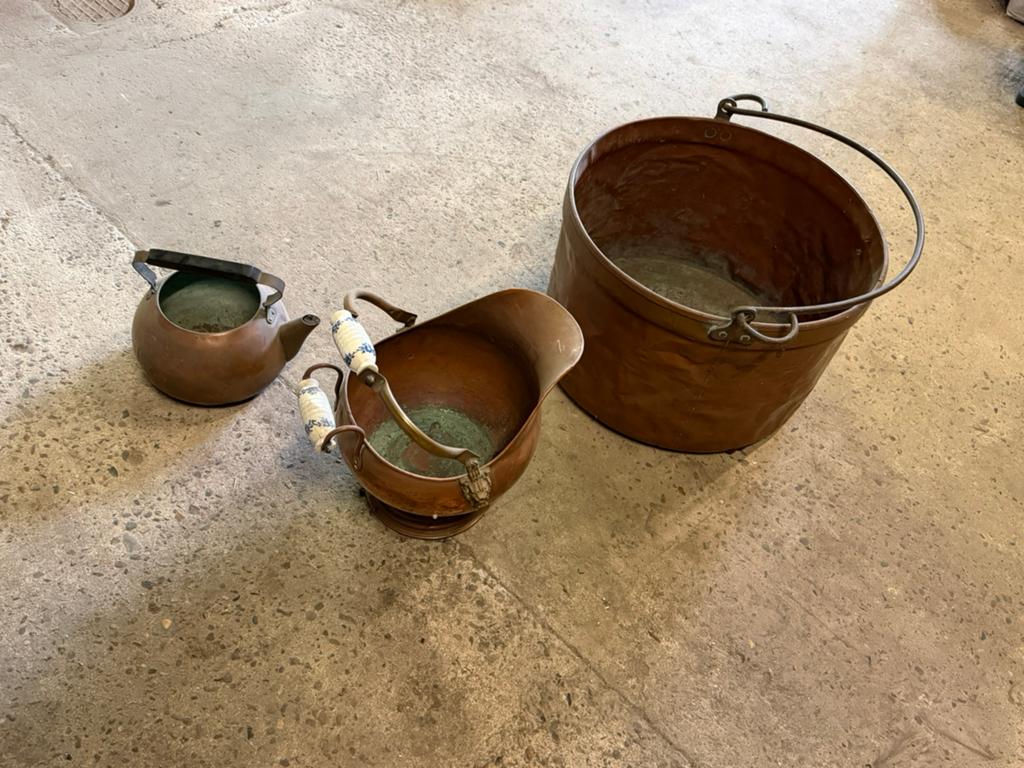 Koperen ketel en potten, Ophalen