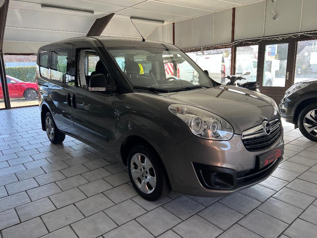 opel combo 1.6 cdti /GEKEURD/garantie/CAR PASS, Auto's, Voorwielaandrijving, Euro 5, Bruin, https://public.car-pass.be/vhr/c7a30257-13b9-43df-b193-2532586d723a