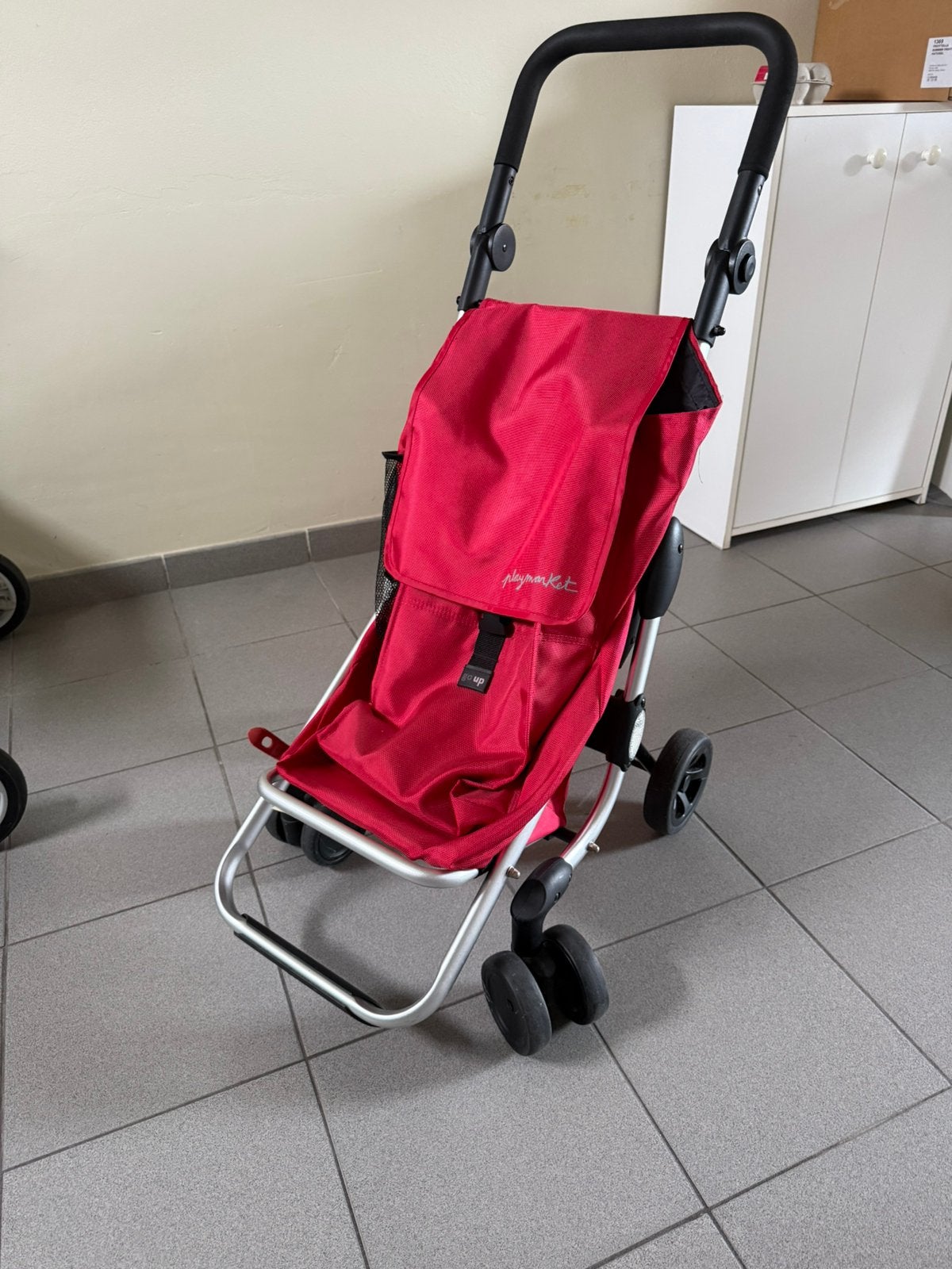 Boodschappen tas met zwekwielen met isobag, Kinderen en Baby's, Ophalen, Zo goed als nieuw