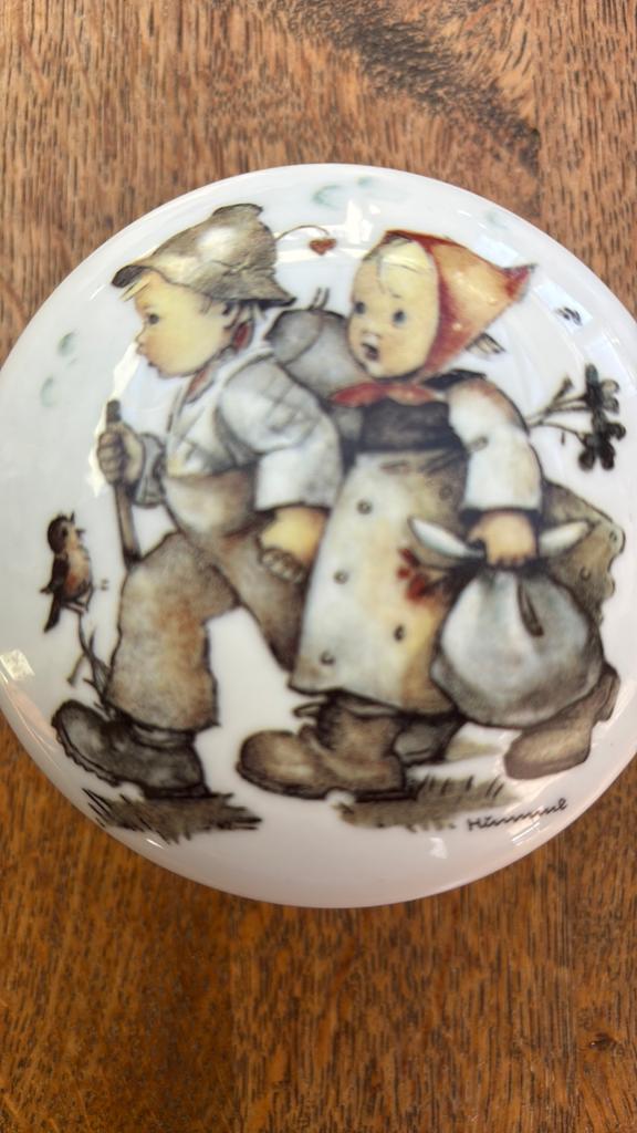 Boîte à bijoux Hummel, Enlèvement, Comme neuf, 7 à 10 cm, Blanc