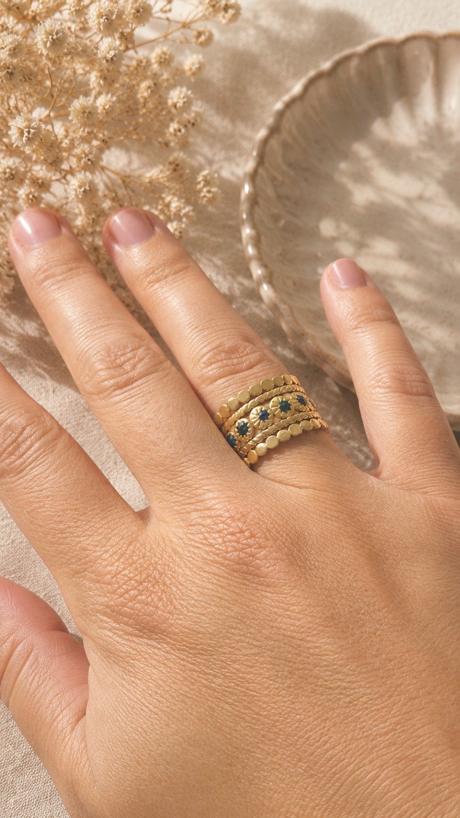 Une petite merveille ultra originale, Neuf, Enlèvement ou Envoi, Femme, Fer ou Acier