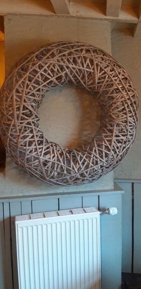 Imposante wilgenkrans diameter 100 cm, Ophalen