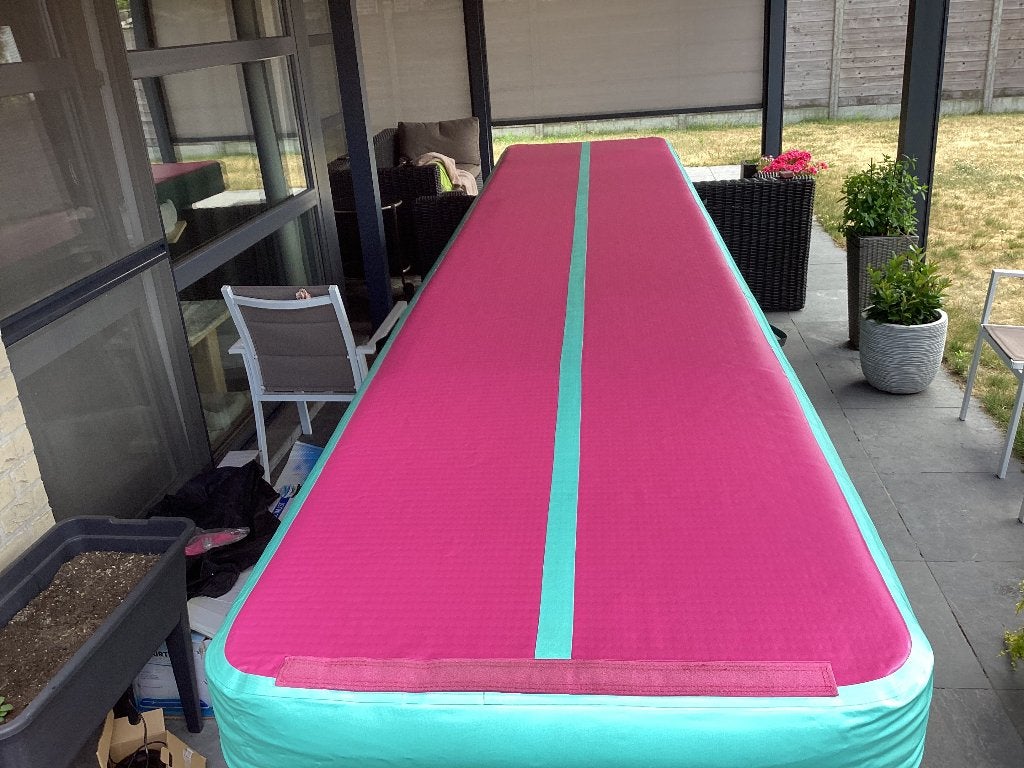 Airtrack perfecte staat, Sports & Fitness, Gymnastique, Enlèvement, Comme neuf, Rose, Matériel
