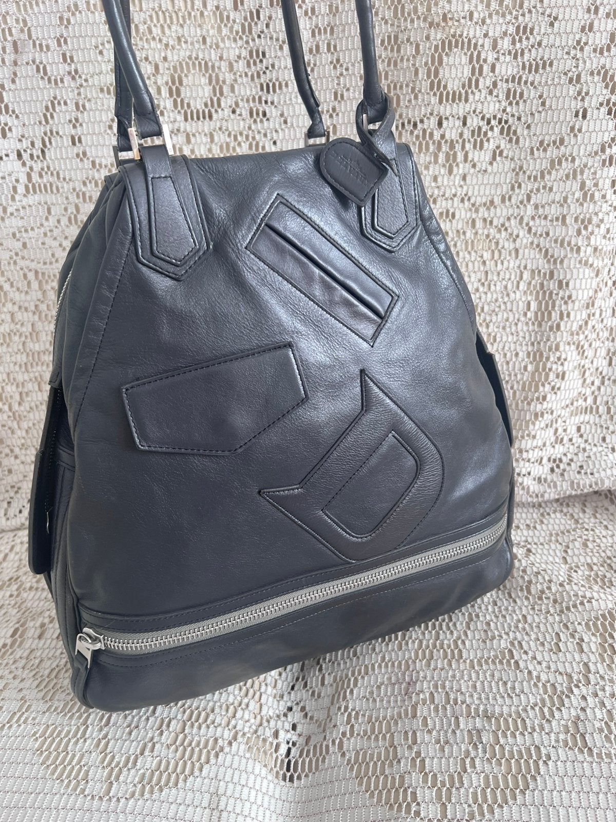 Sac DELVAUX modèle Perfecto cuir noir, Enlèvement ou Envoi, Comme neuf, Noir