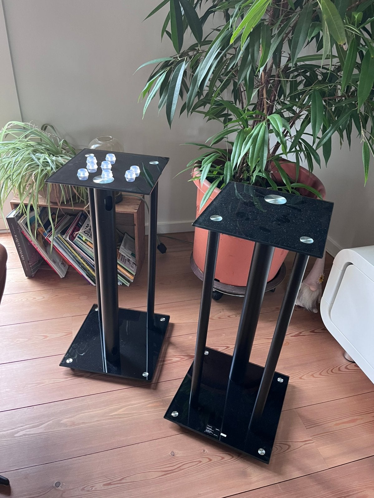 Hama Next speaker stands, Audio, Tv en Foto, Ophalen of Verzenden, Zo goed als nieuw