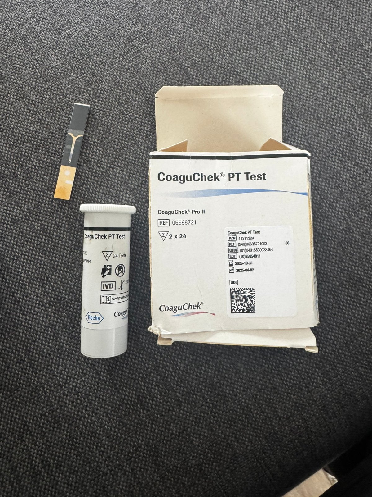 Lot de bandelettes CoaguChek PT Test 2x24 - 1 seule utilisée, Enlèvement ou Envoi, Comme neuf