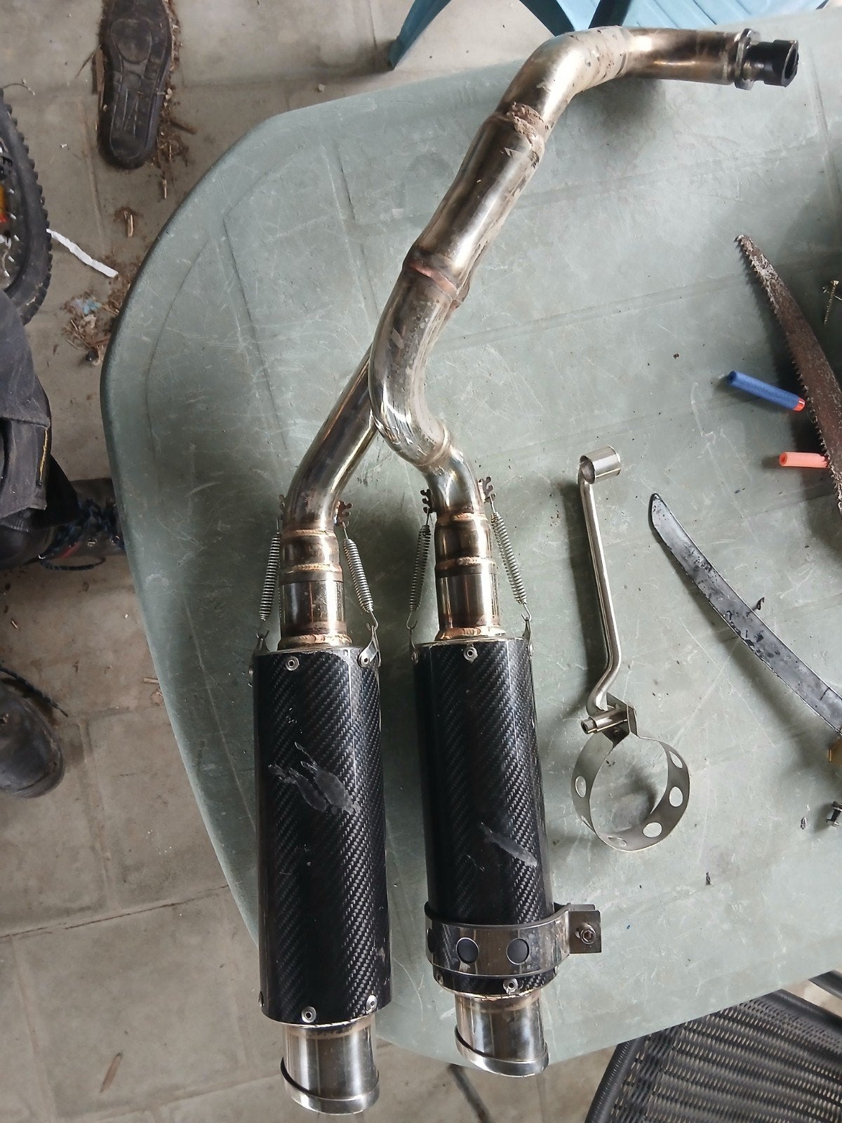 Dubbele shotgun uitlaat, Ophalen