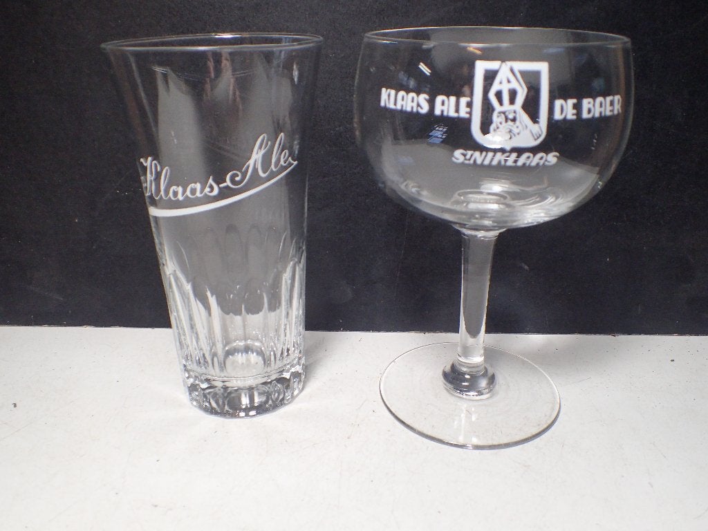 2 oude bierglazen De Baer Sint Niklaas, Ophalen of Verzenden, Gebruikt, Glas of Glazen, Overige merken