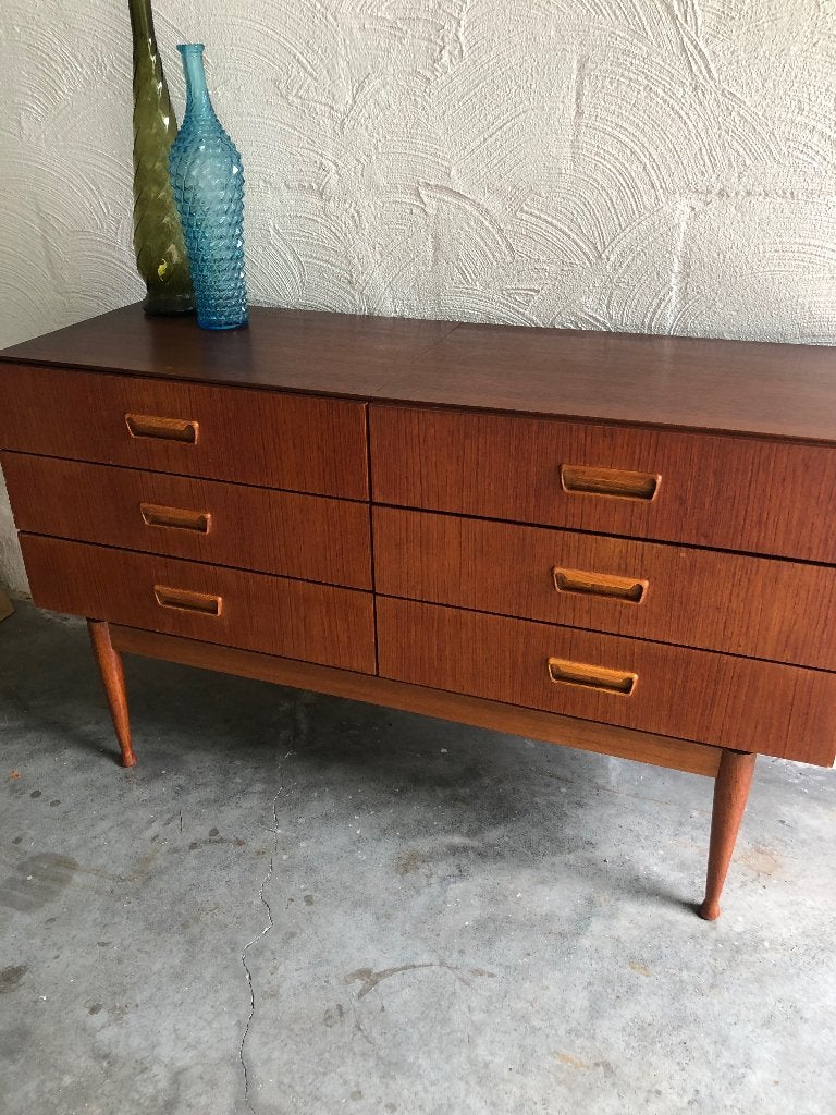 Joli meuble TV vintage du milieu du siècle, commode ‘60, Enlèvement, Utilisé, Avec tiroir(s)