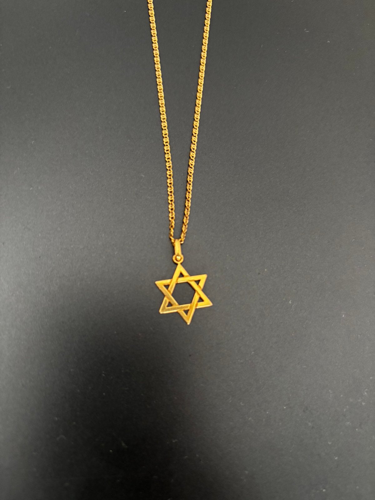 Gouden hangertje, Handtassen en Accessoires, Kettingen, Ophalen, Zo goed als nieuw