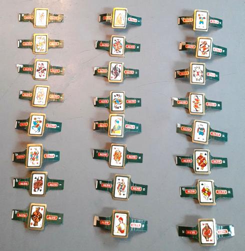 24 bagues de cigare jeu de cartes, Enlèvement ou Envoi, Utilisé, Bagues de cigare