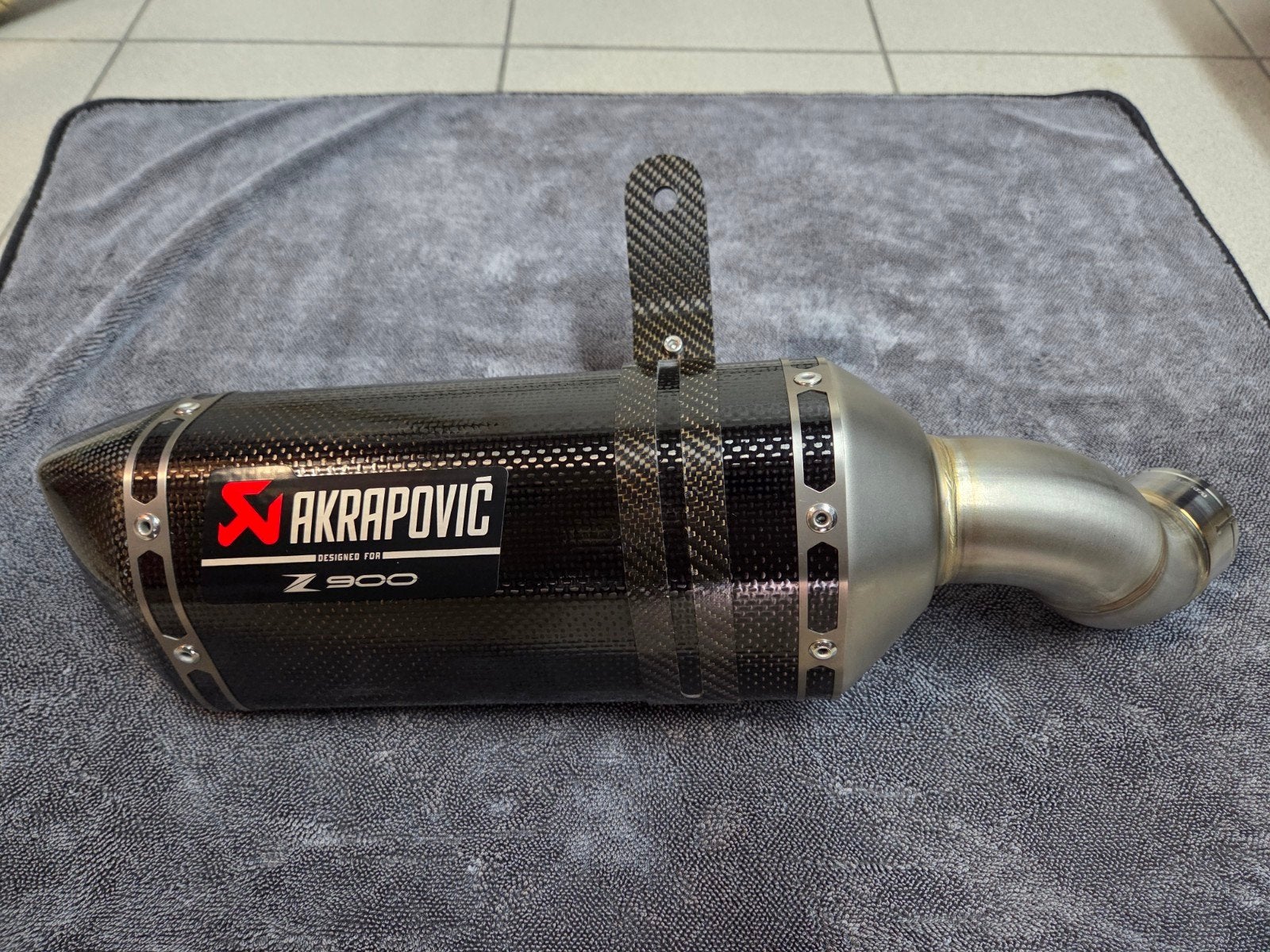 Akrapovic carbon uitlaat Z900 (nieuw), Motoren, Ophalen, Nieuw