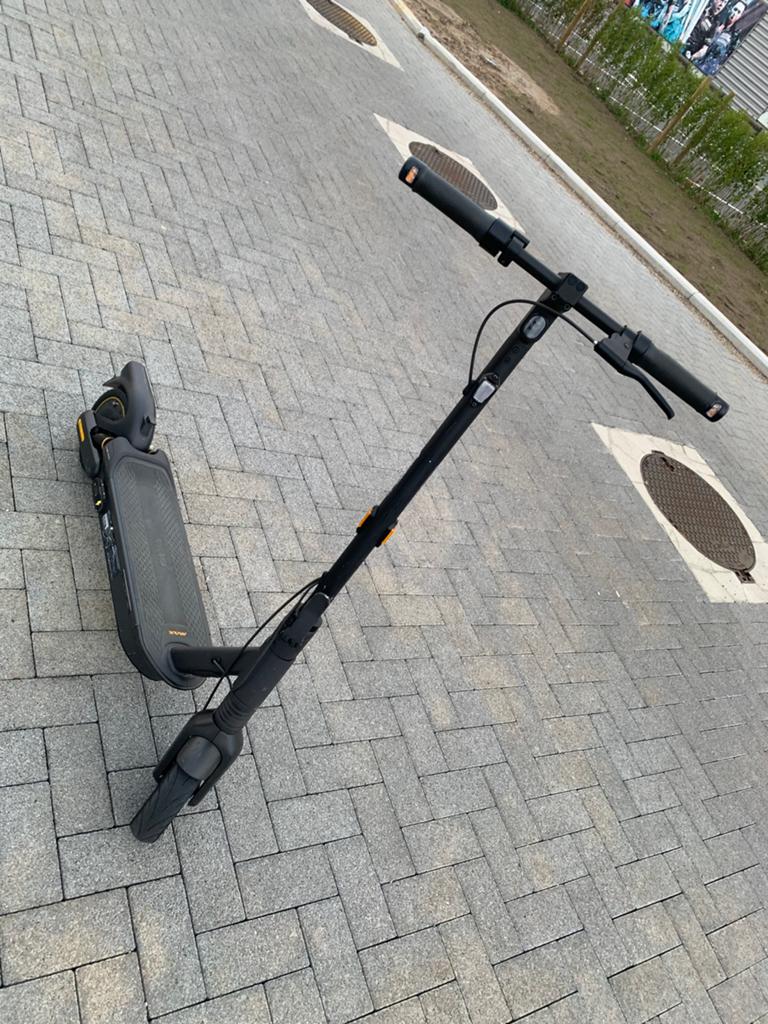 Ninebot G2 Max, Fietsen en Brommers, Steps, Ophalen, Zo goed als nieuw