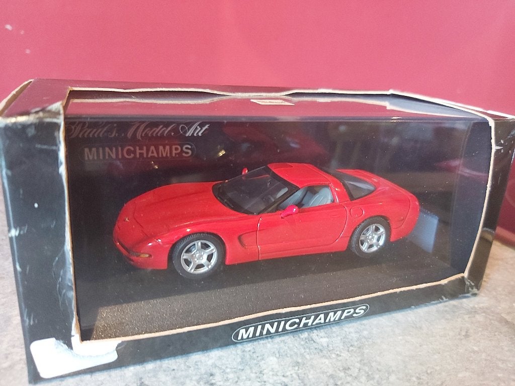Minichamps Chevrolet Corvette rouge de 1997 1/43, Enlèvement ou Envoi, Neuf, Voiture, MiniChamps