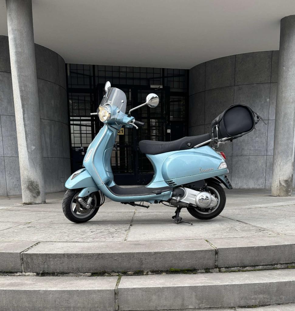 Vespa LX 125, Motoren, Motoren | Piaggio, Particulier, Scooter, 11 kW of minder, Minimaal motorrijbewijs A1, LED Verlichting, Automaat