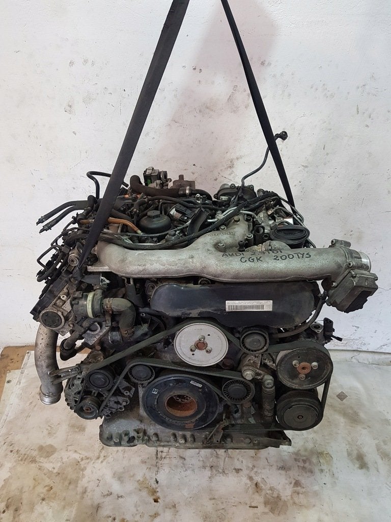 Moteur CGKB Complet A5 AUDI A4, Envoi, Utilisé, Daihatsu