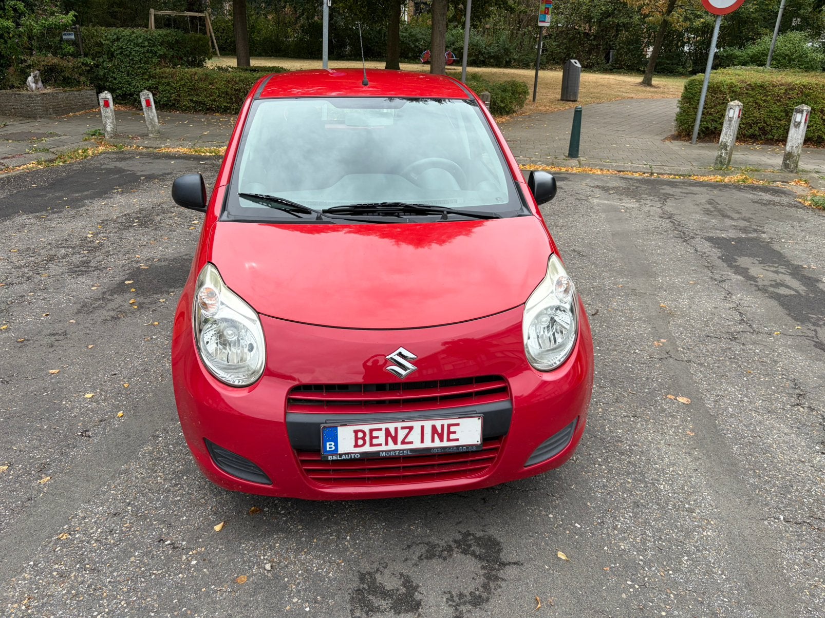 Suzuki Alto 1.0 benz 26850km 2015 garantie, Auto's, Voorwielaandrijving, Stof, 50 kW, Zwart