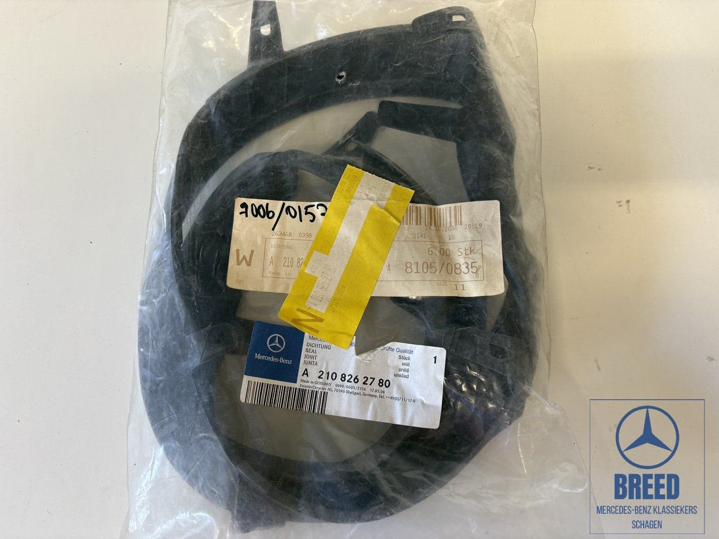 NOS koplamprubber links voor Mercedes-Benz W210 E-klasse, Autos : Pièces & Accessoires, Neuf, -, -, Enlèvement ou Envoi