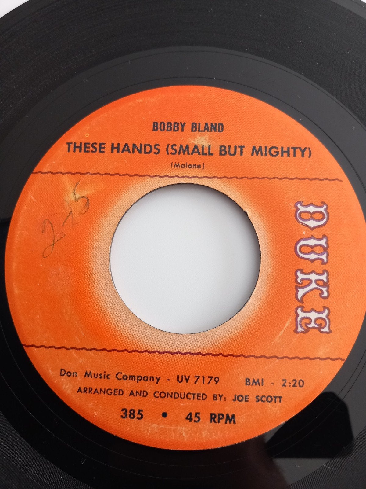BOBBY BLAND. THESE HANDS + TODAY. 60S R&B POPCORN US 45T, Ophalen of Verzenden