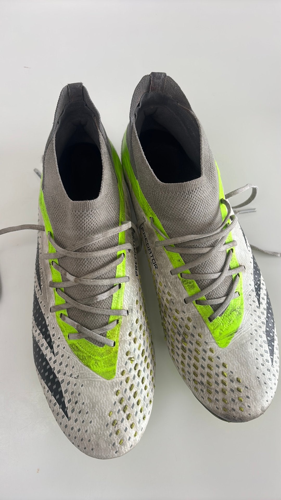 Adidas Predator Accuracy voetbalschoenen FG – maat 43 1/3, Sports & Fitness, Football, Enlèvement ou Envoi, Utilisé