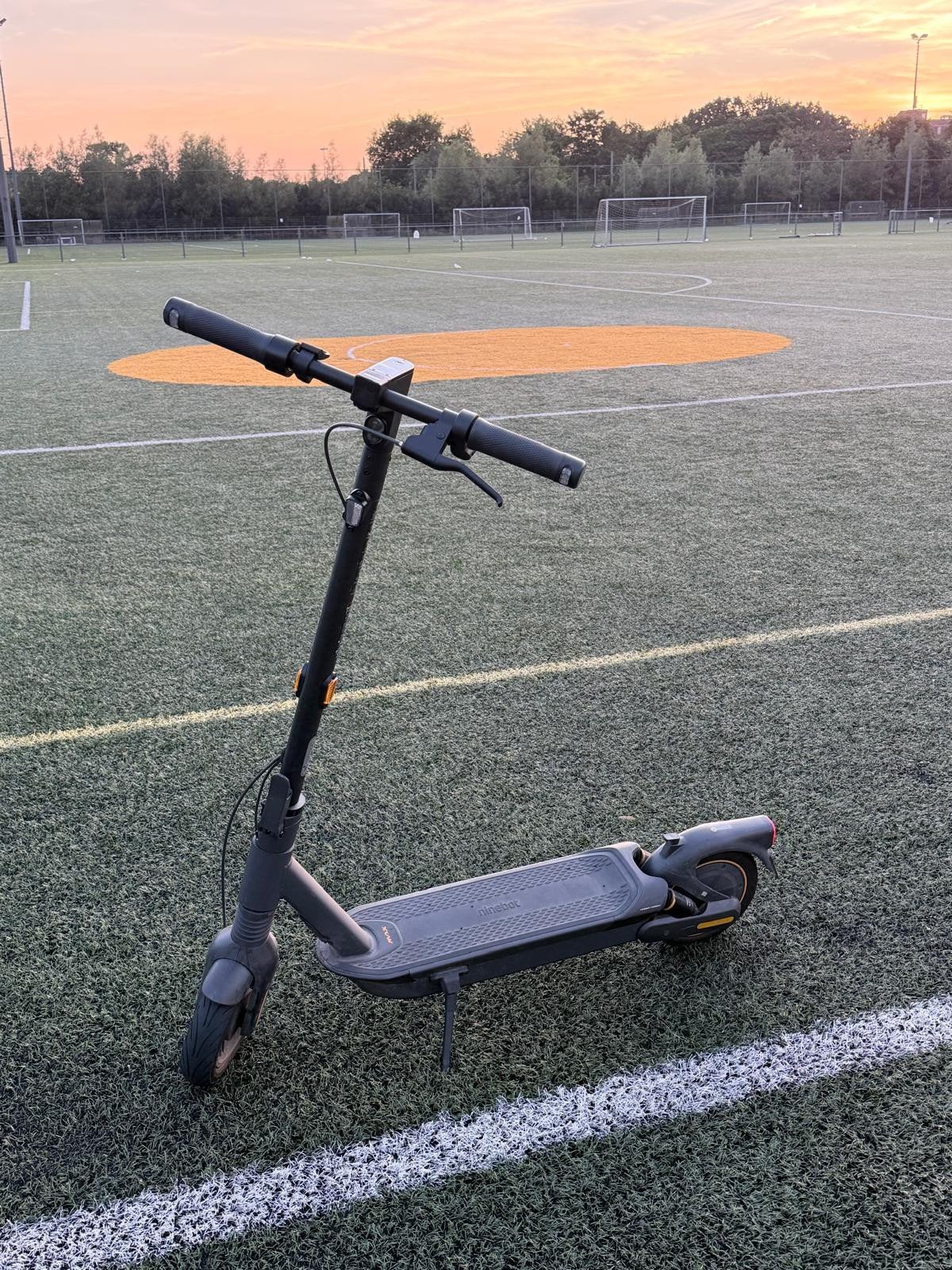 Ninebot G2 MAX, Fietsen en Brommers, Steps, Zo goed als nieuw, Elektrische step (E-scooter), Ophalen of Verzenden