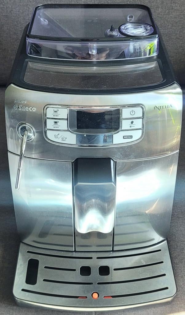 Machine à expresso automatique Saeco Intelia, Electroménager, Machine à espresso, Réservoir d'eau amovible, Café en grains, 2 à 4 tasses