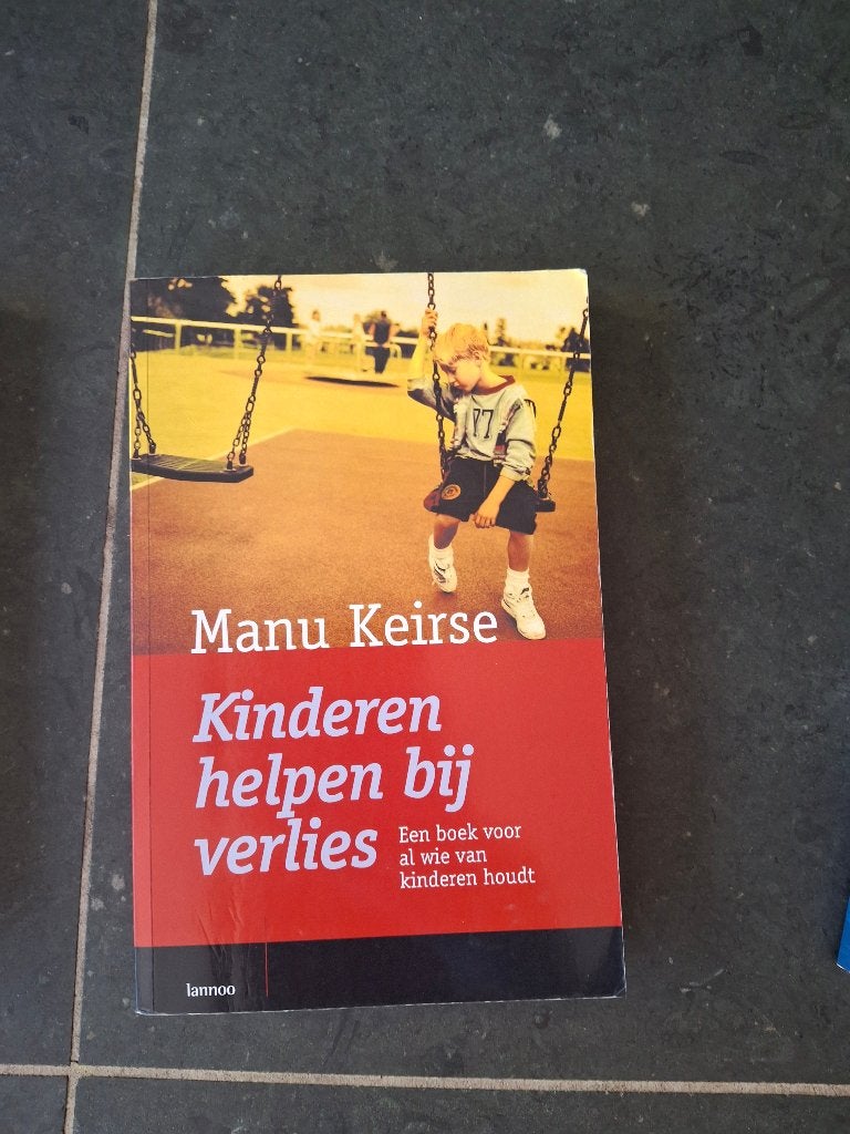 Boek kinderen helpen met verlies, Ophalen of Verzenden, Gelezen