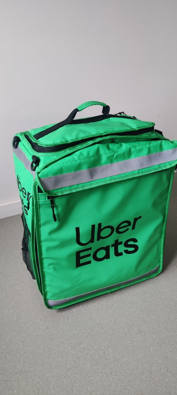 Uber Eats tas, Enlèvement