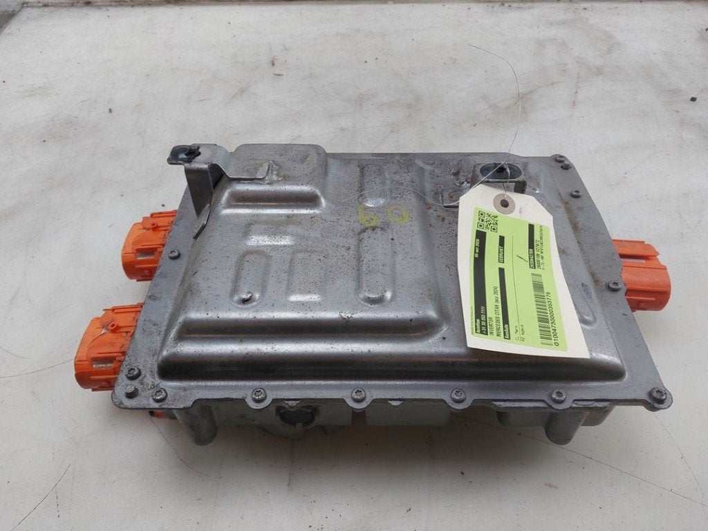 CHARGEUR DE BATTERIE (|293D64270R|293A05724R|A4209820800|), Dhr. J. Ham, Utilisé, Administratie@autoham.nl, Nijkerkerstraat 27a 27a
3821 CD  AMERSFOORT, NL