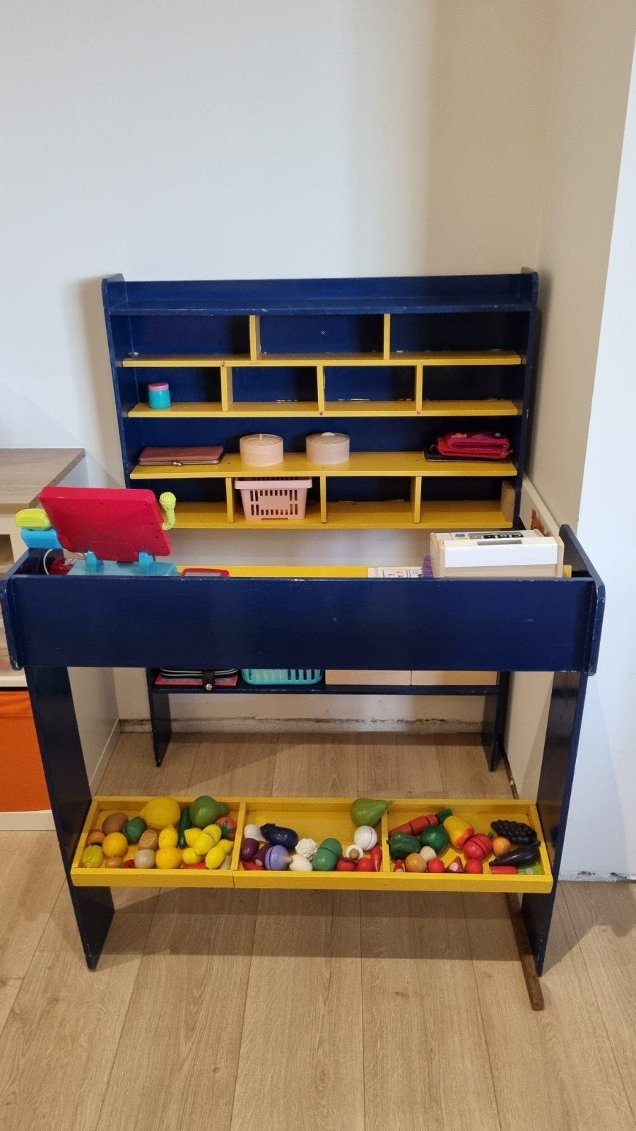winkel speelgoed, Ophalen