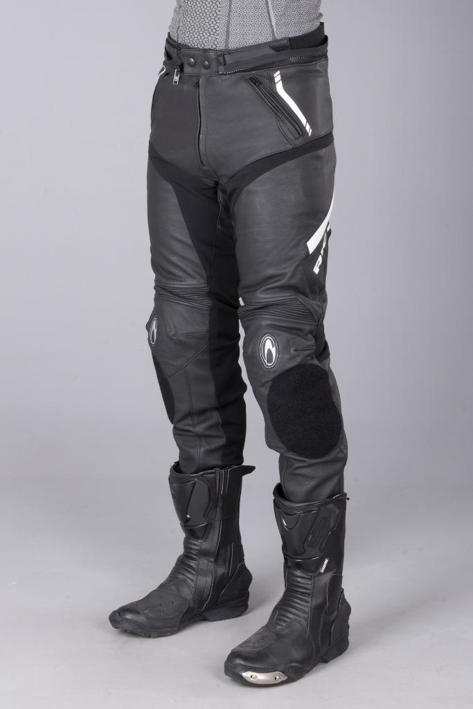 Richa leder motorbroek maat D60 / UK 42 ( jeansmaat 36), Broek | leer, Heren, Ophalen of Verzenden, Richa