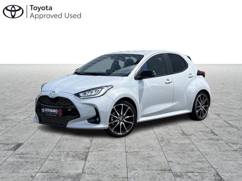 Toyota Yaris GR Sport 130 PK / 11.000 KM !!, Automaat, 1490 cc, Bedrijf, 5 deurs