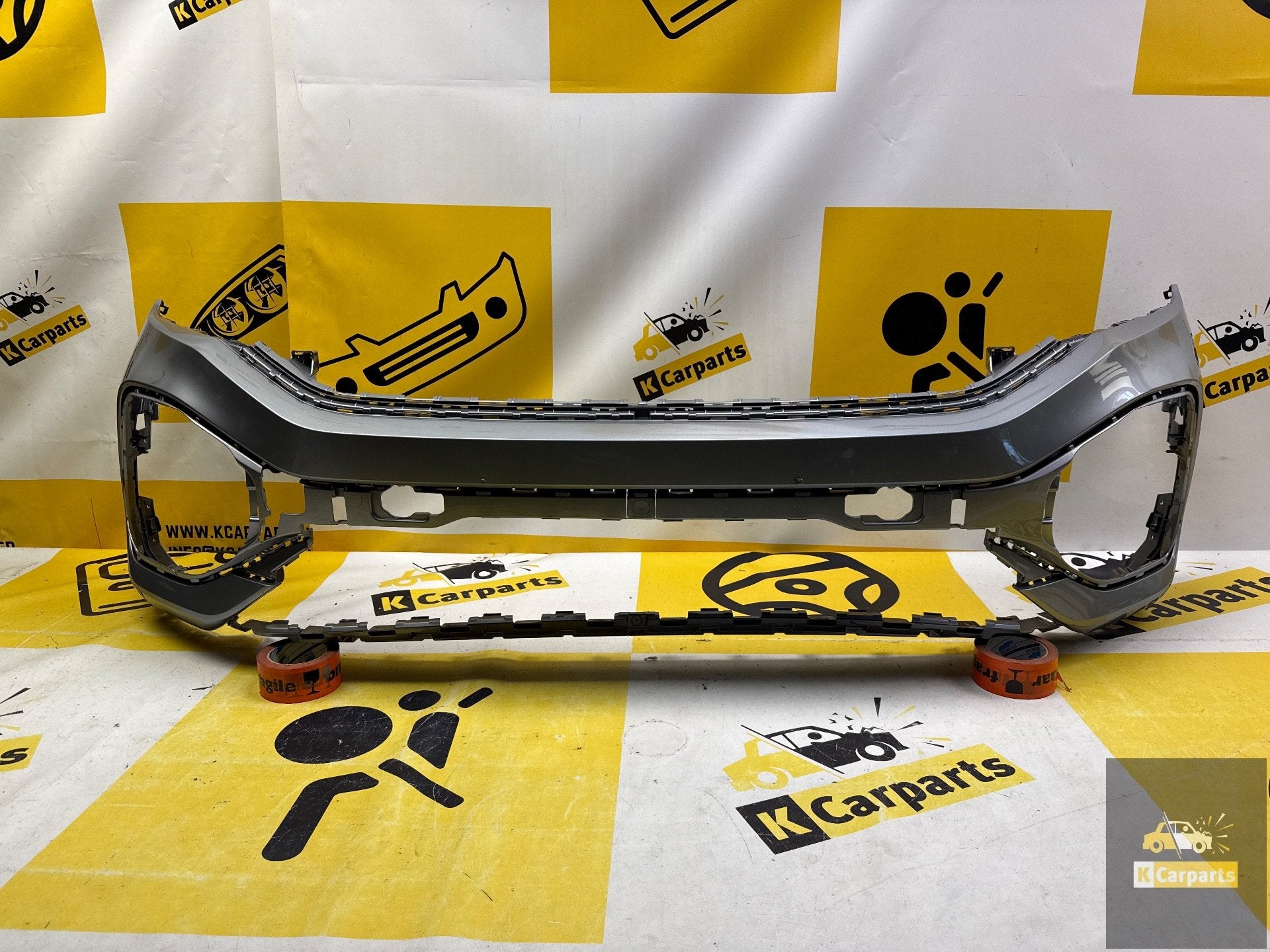 Vw T-roc R line facelift voorbumper origineel 2GA807217, Gebruikt, Volkswagen AG, Vw@volkswagen.de, Bumper
