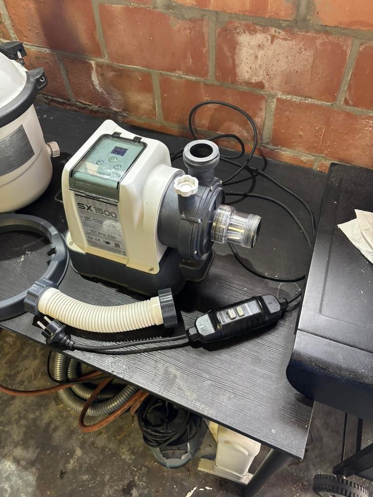 Zwembadpomp intex sx-1500 in goede staat, Enlèvement, Comme neuf, Pompe