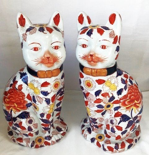 Chinese porselein katten beelden in Imari-stijl, Ophalen of Verzenden, Beeld, Azië, Meerkleurig