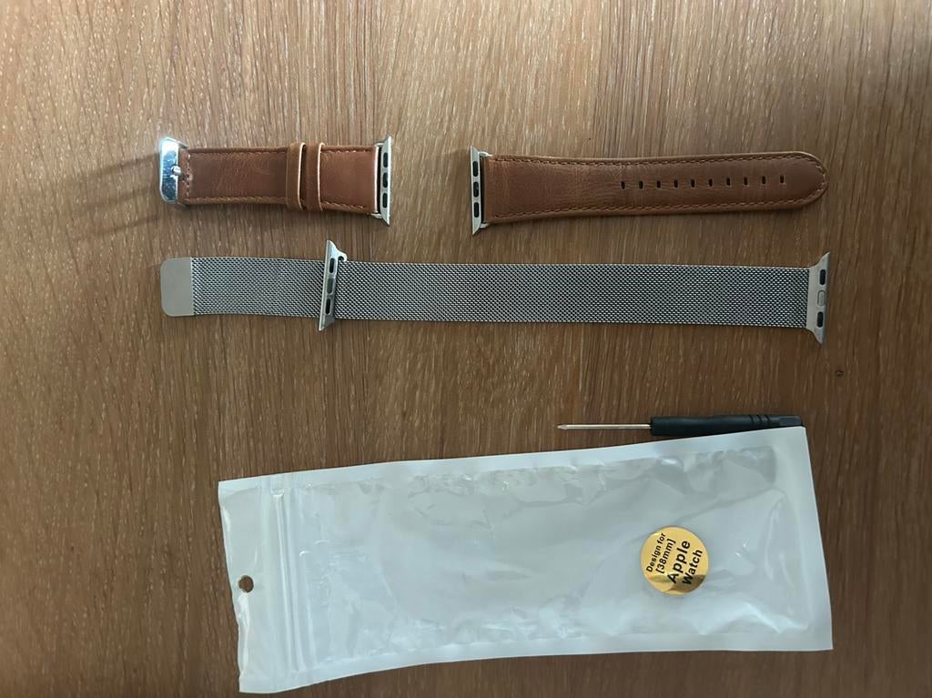2 bandjes voor Apple Watch 38 mm, Bijoux, Sacs & Beauté, Montres | Femmes, Montre-bracelet, Autres marques, Cuir, Comme neuf