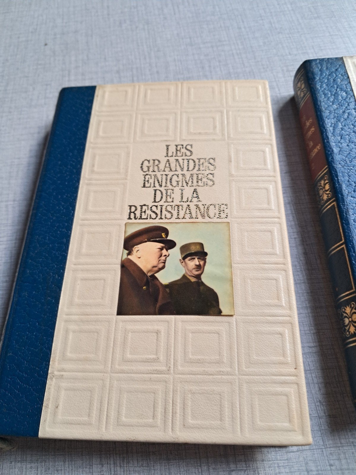 Les grandes enigmes de la résistance, Ophalen of Verzenden