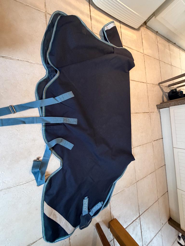 Plaid Amigo Bravo 50 grammes, Full (L), Bleu, Encolure amovible, Enlèvement ou Envoi