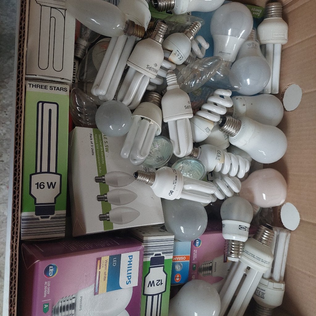 Doos lampen, Ophalen, Zo goed als nieuw, Halogeen (gloei)lamp