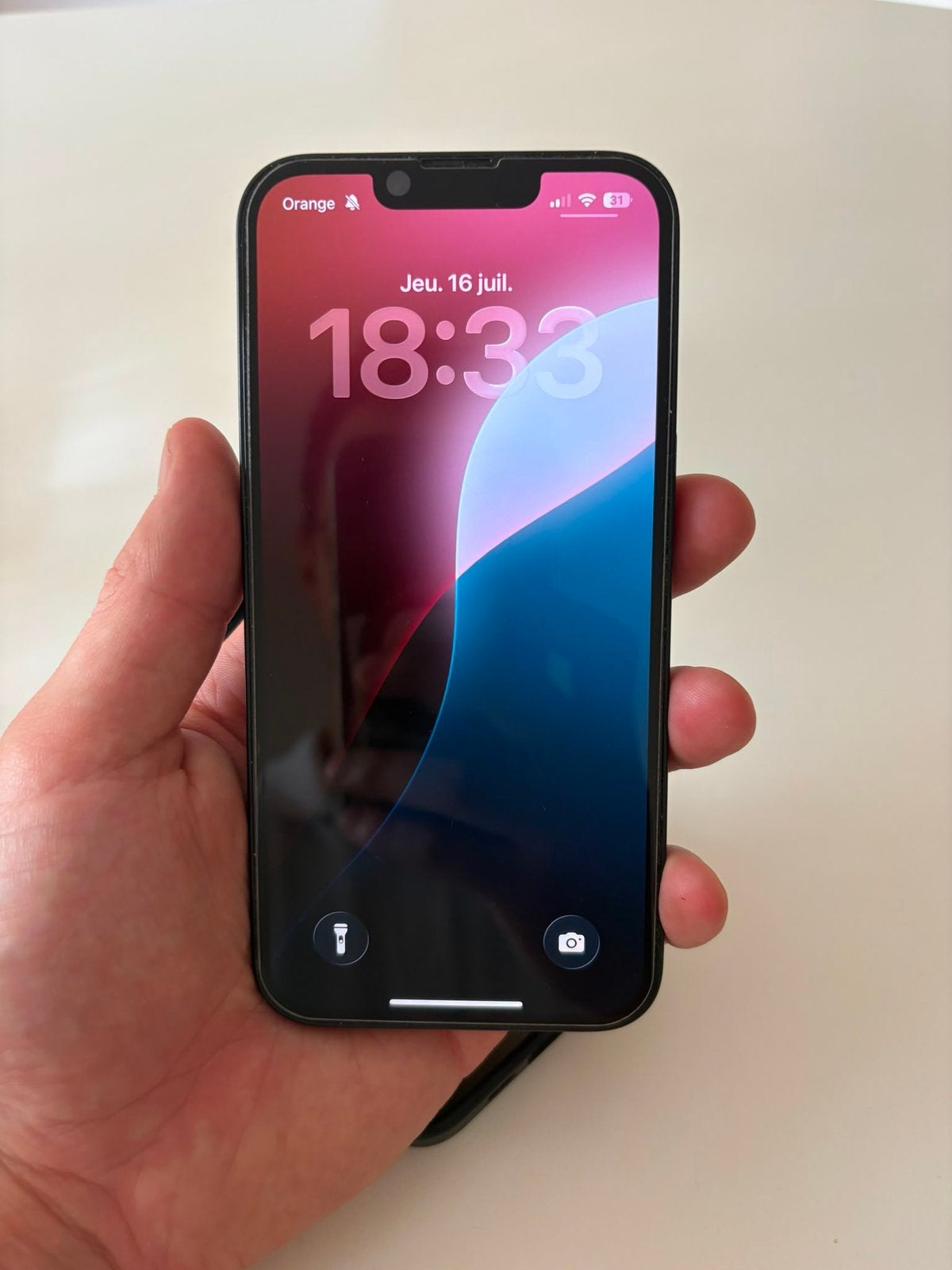 Iphone 16e, Zwart, Zo goed als nieuw, Zonder simlock, Zonder abonnement
