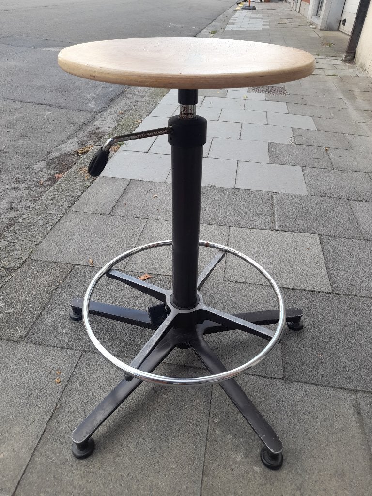 Retro labo krukken, Maison & Meubles, Tabourets de bar, 2 tabourets, Utilisé, Bois, 60 à 90 cm