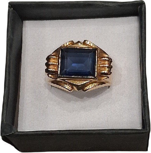 18 Karaat gouden ring met een saffier., Handtassen en Accessoires, Ringen, B, Gebruikt, B, Ophalen of Verzenden